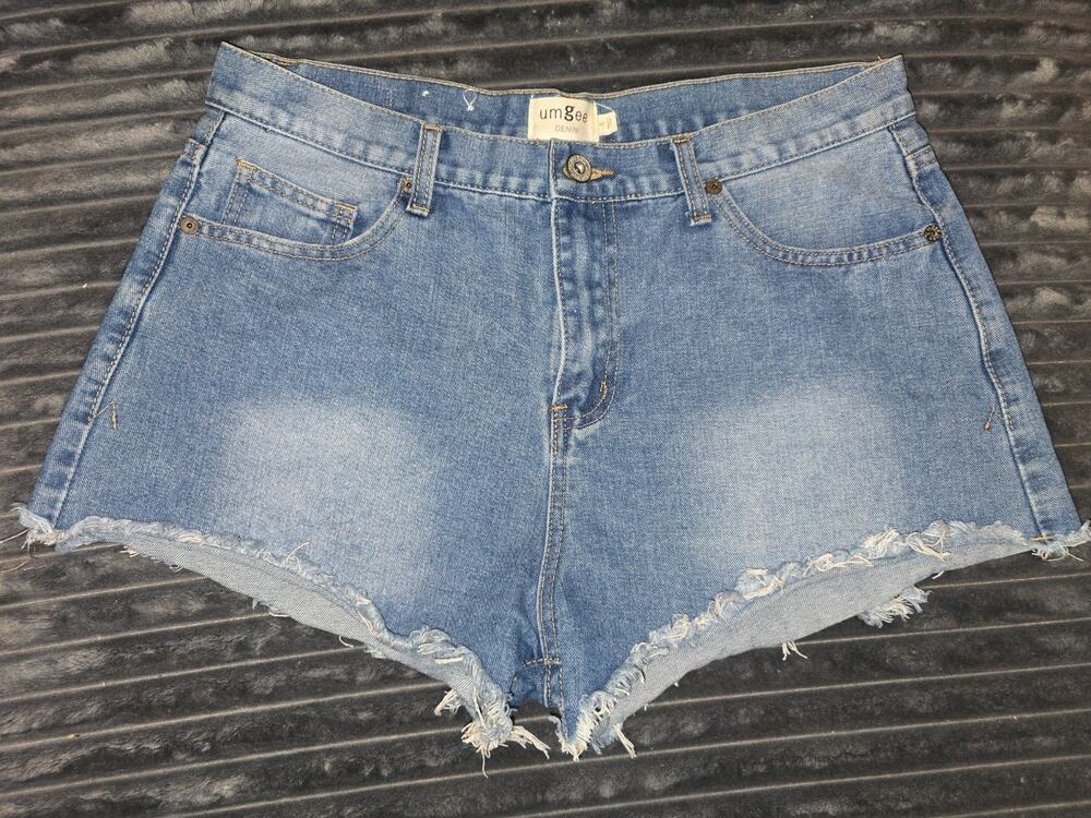 Umgee Denim Size 5 High Rise Cutoff Shorts Medium Wash Raw Frayed Hem